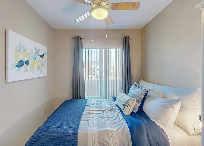 Belleair Key 203 *